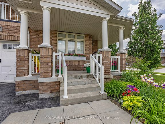3rd image of 71 Cauthers Cres