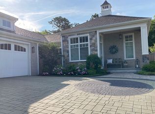 17 Climbers Path, Plymouth, MA 02360