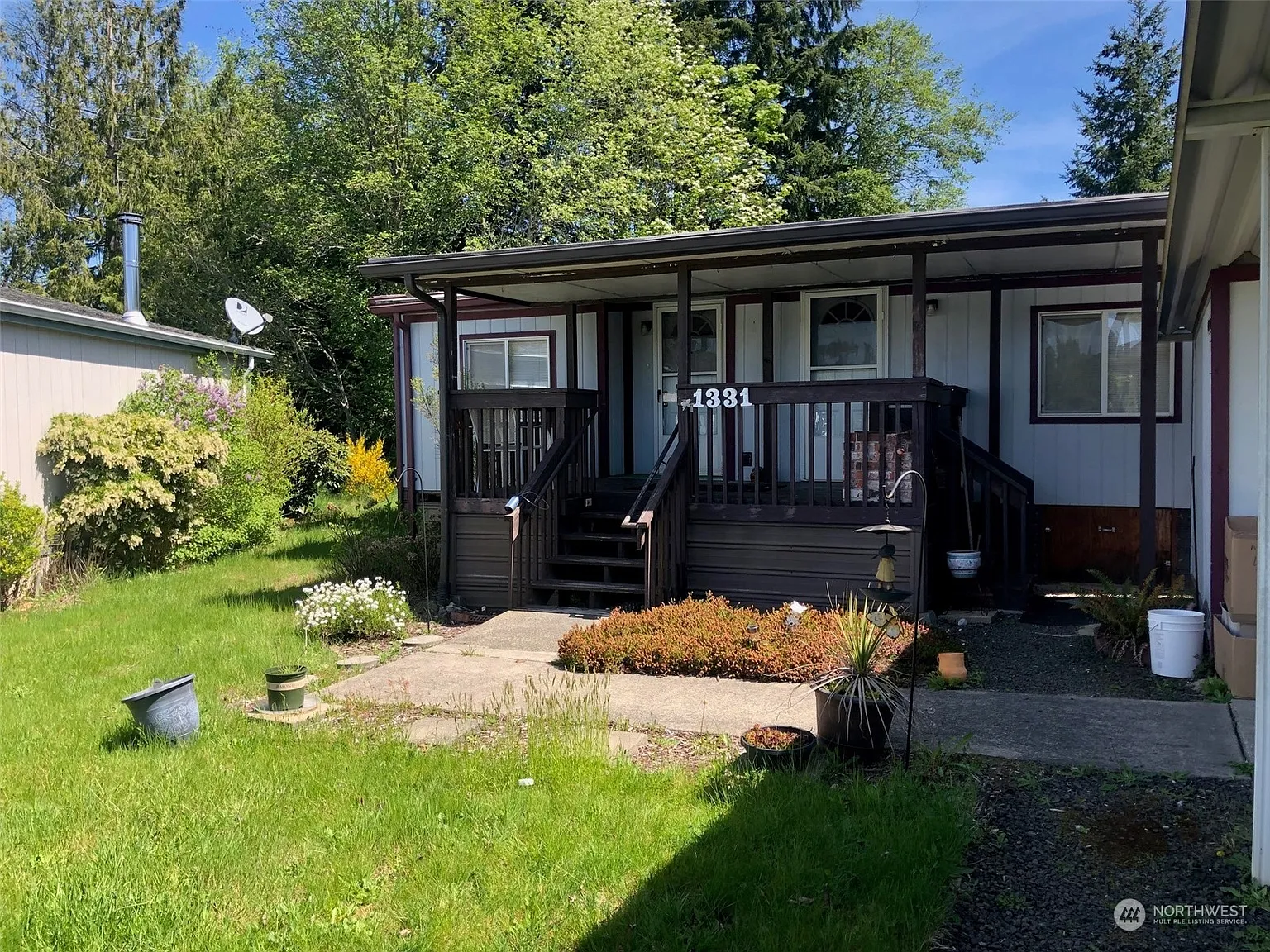 1331 SE Carl Pickel Drive #Sp 6 photo 1