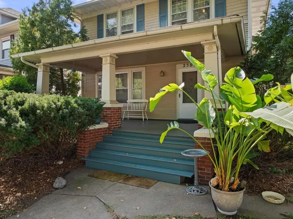 2506 Farnam St, Davenport, IA 52803