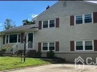 116 Howard Ave, Middlesex, NJ 08846