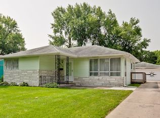 3719 Bluebird Ln, Rolling Meadows, IL 60008