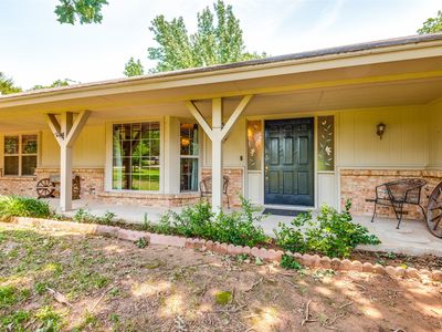 5019 Hidden Oaks Ln, Arlington, TX, 76017