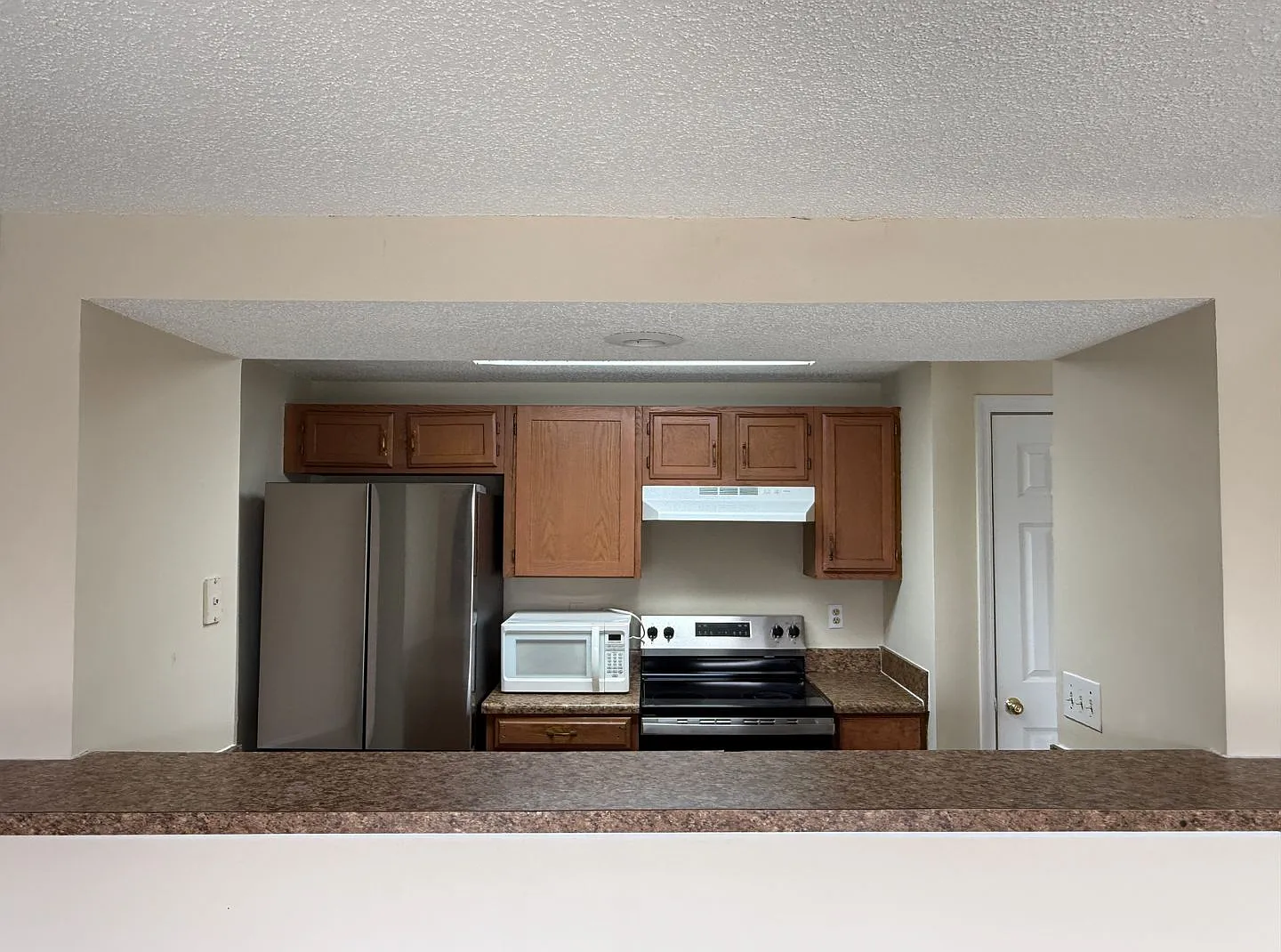 1604 Arlyn Circle Apt M — Photo 4