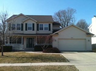 303 Old Farm Rd, Bloomington, IL 61704