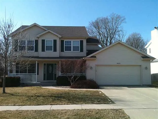 303 Old Farm Rd photo 1