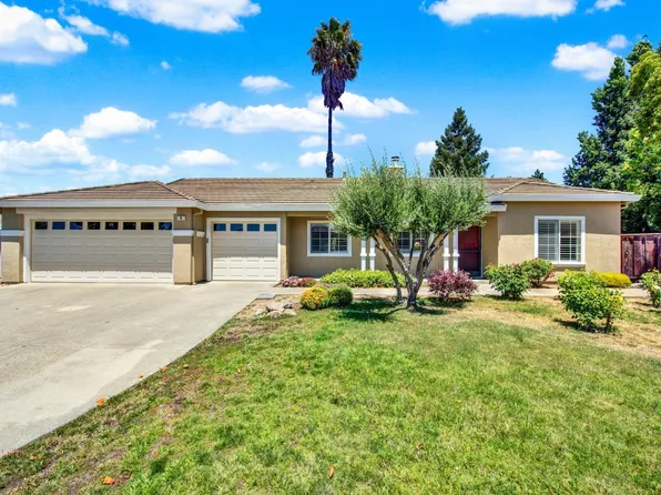 4 Caber Court, Napa, CA 94558