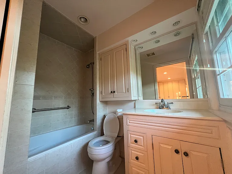 3601 E 3rd St — Photo 30
