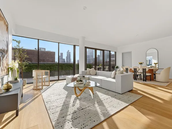 45 E 7th St, New York, NY 10003