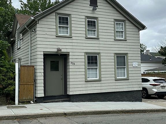 3rd image of 333 Cherry St