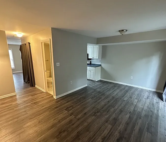 8216 Shady Spring Dr — Photo 9