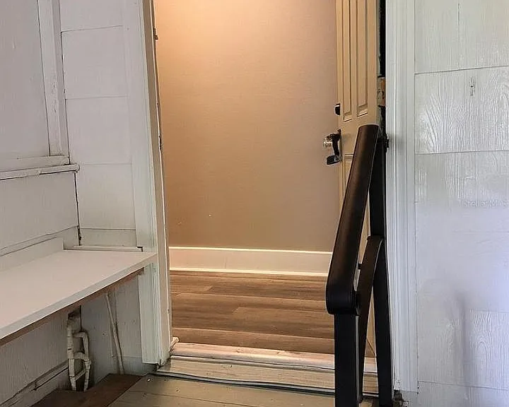 Unit Photo