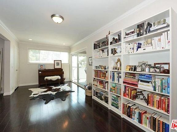 3rd image of 1554 Oriole Ln