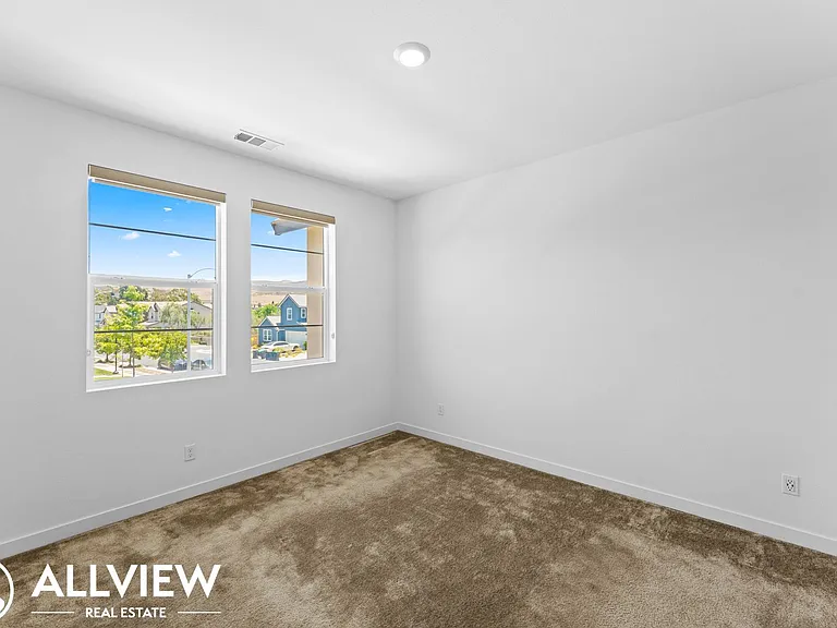32465 Combine Dr — Photo 31