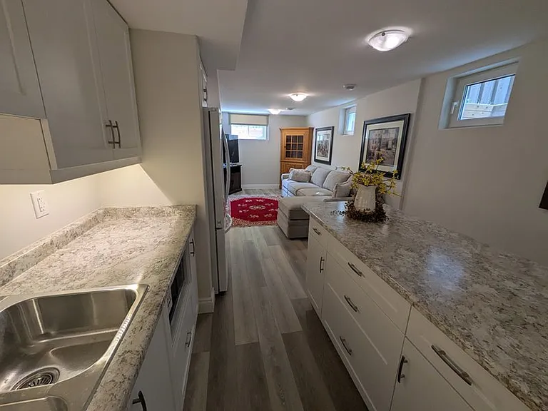 203 Bishop Dr — Photo 3