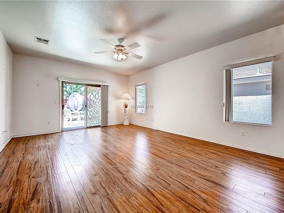 3rd image of 2109 Desert Woods Dr