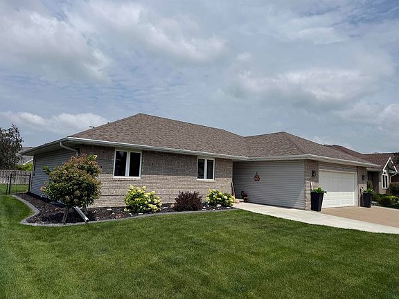 2nd image of 407 Embassy Ct