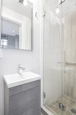 Sold by Douglas Elliman | media 25