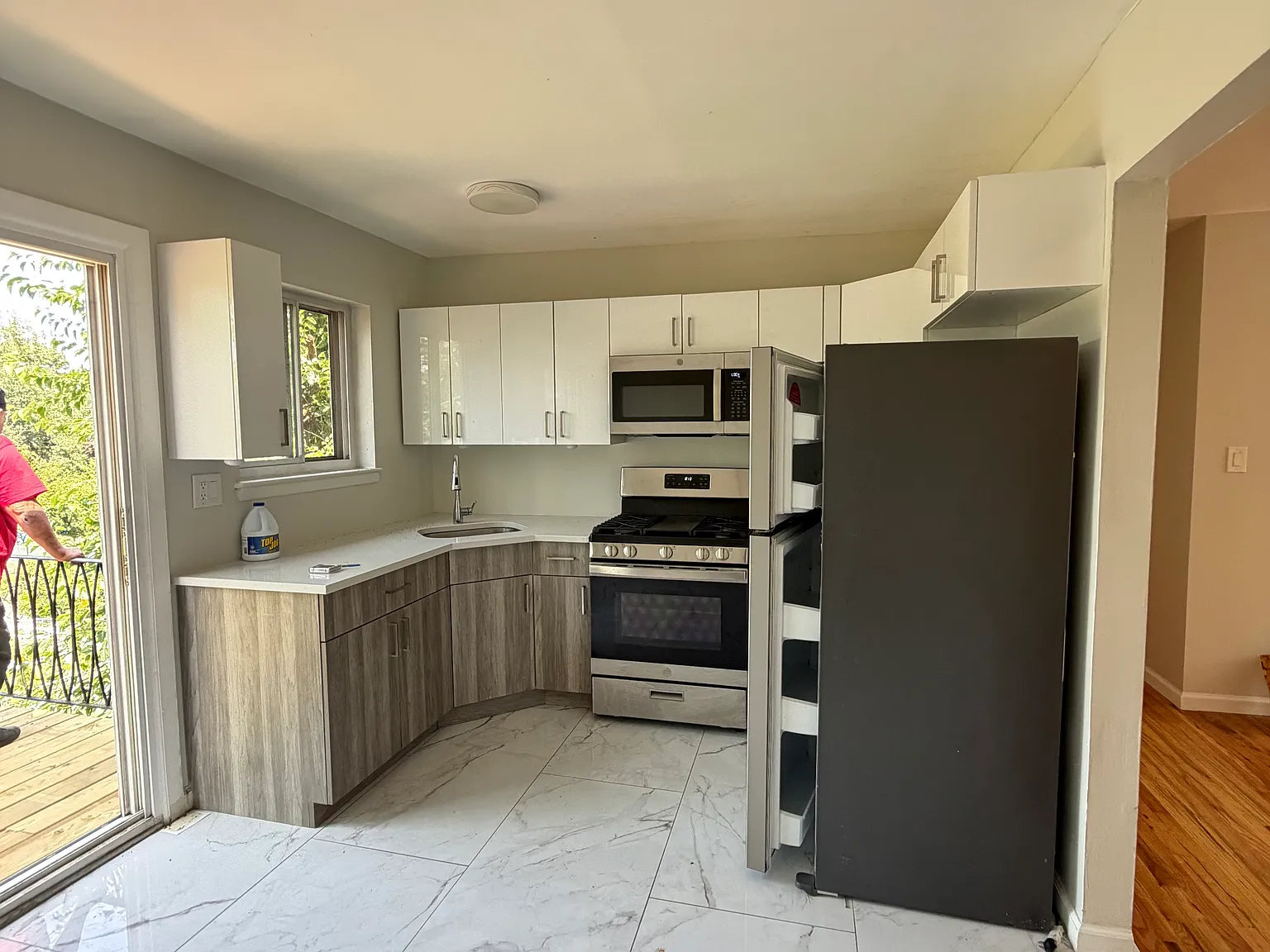 3 bed, $3,350 — Photo 2
