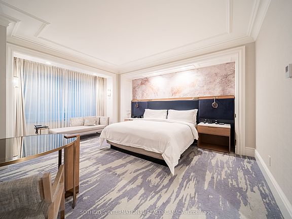 5th image of 325 Bay St #1905