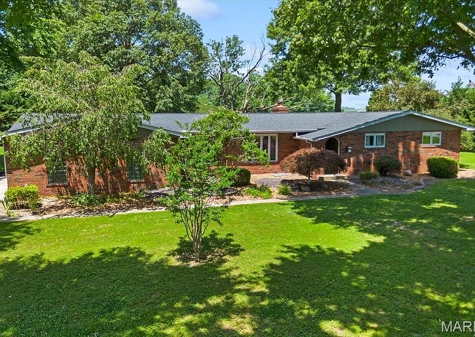 1st image of 1 Tanbark Dr