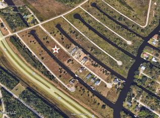 5072 Atlantis Dr #24, Bay Saint Louis, MS 39520