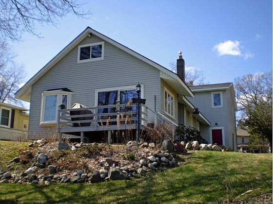 1st image of 1223 Beach Dr