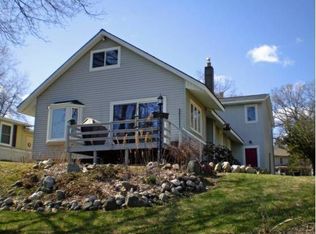 1223 Beach Dr, Lake Orion, MI 48360