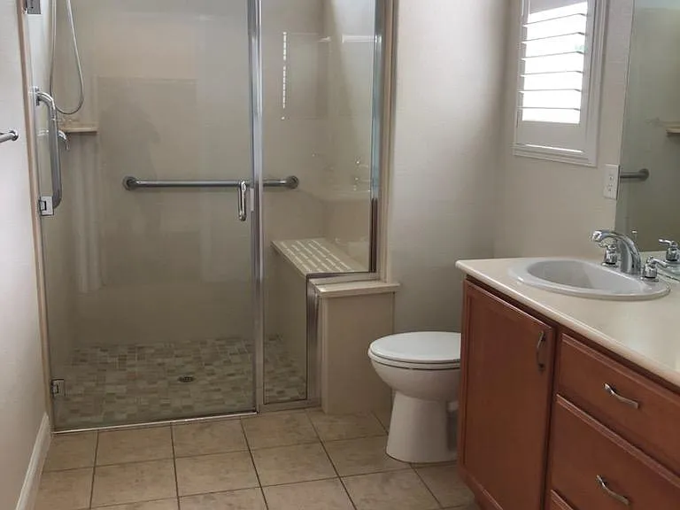 1424 Carriage House St — Photo 8