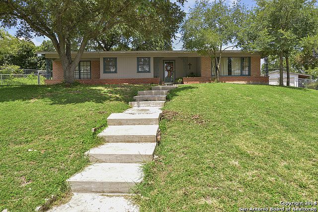 1st image of 315 One Oak Dr