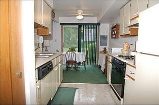 5th image of 383 Wisteria Dr