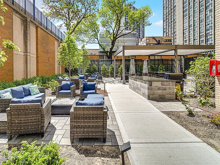 Pic 1 of 2 Fully furnished patio with grills and covered seating