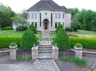 3115 W Striegel Rd, Carbondale, IL 62901