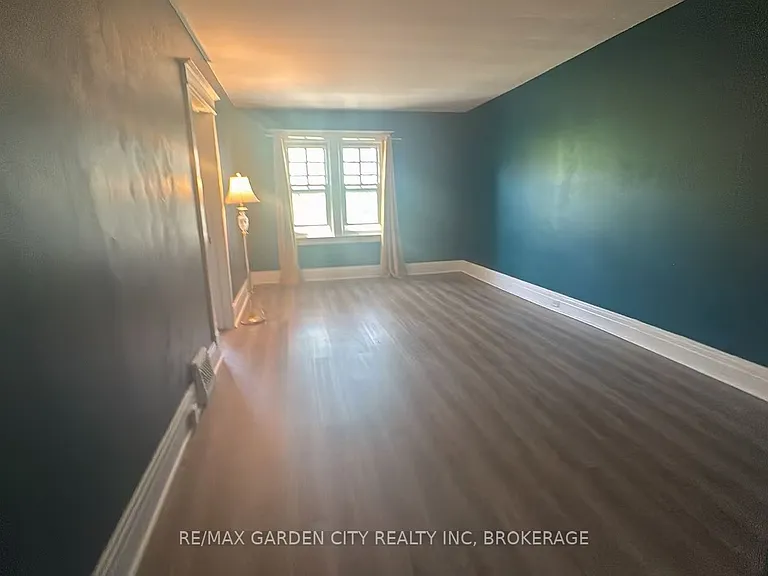 5 College St #2 — Photo 9