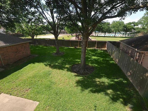 3rd image of 10502 Copperdale Ln