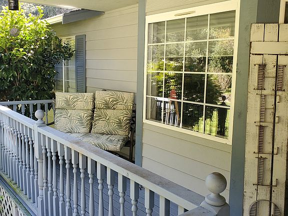 3rd image of 25706 49th Avenue Ct E
