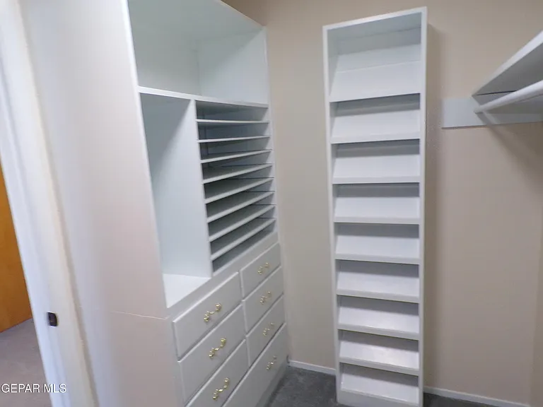 4820 Louisiana St — Photo 32