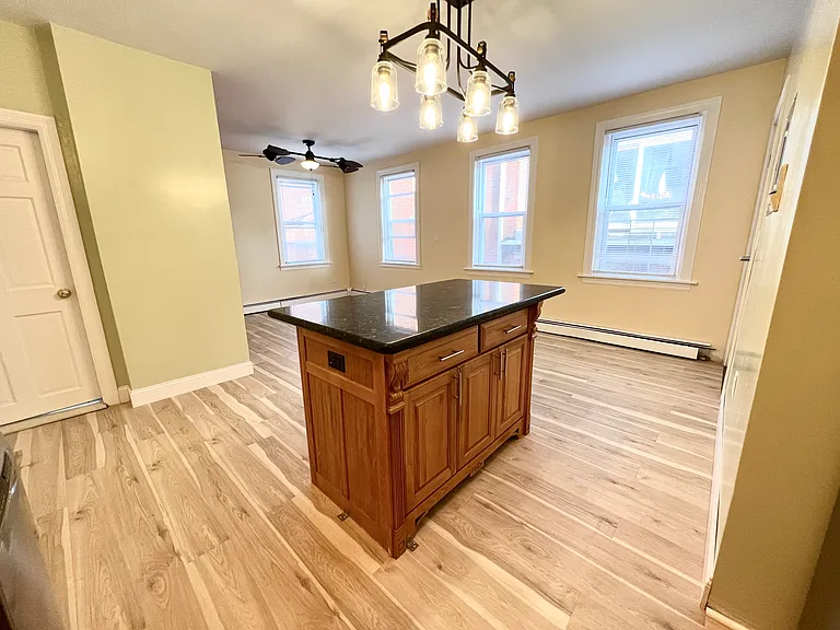 83 America St #1 — Photo 21