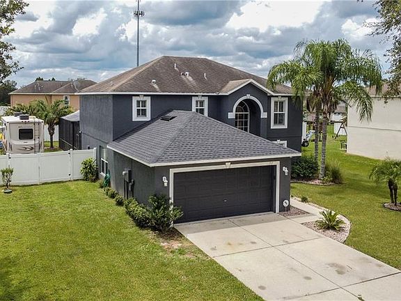 2nd image of 717 Valrico Hills Ln