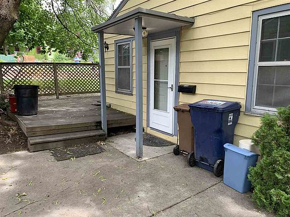 3rd image of 3106 W Woodland Blvd