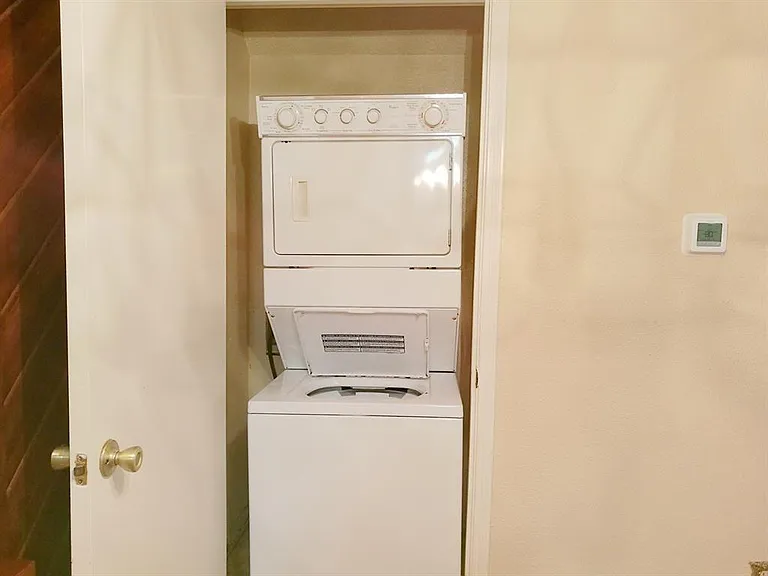 2121 Hepburn St #505 — Photo 10
