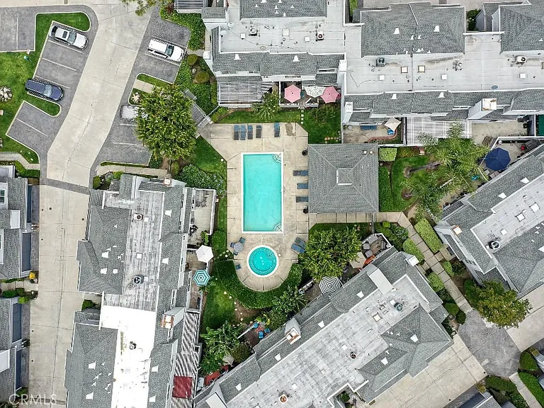 1230 S Barranca Ave #F — Photo 15