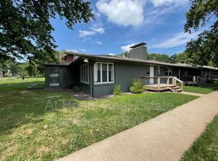 1335 E Elm St, Springfield, MO 65802