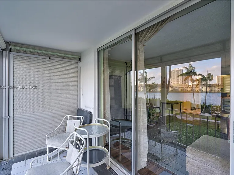 2861 Leonard Dr #F208 — Photo 8