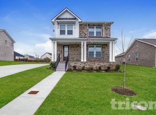 7003 Park Knoll Ln, Mount Juliet, TN 37122