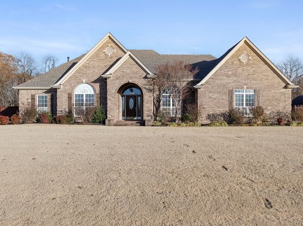 613 Big Lake Rd, Marion, AR 72364