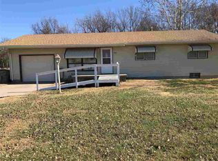 940 S Maple St, Douglass, KS 67039