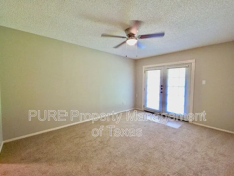 1310 Ray Berglund Blvd #A — Photo 15