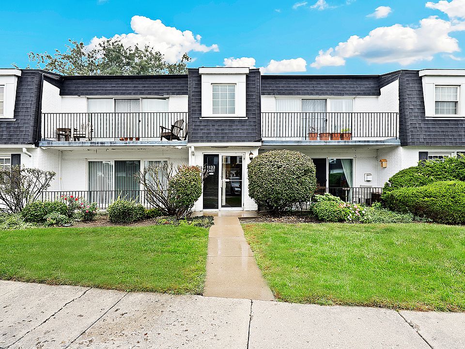 1st image of 1133 Royal Street George Dr #102