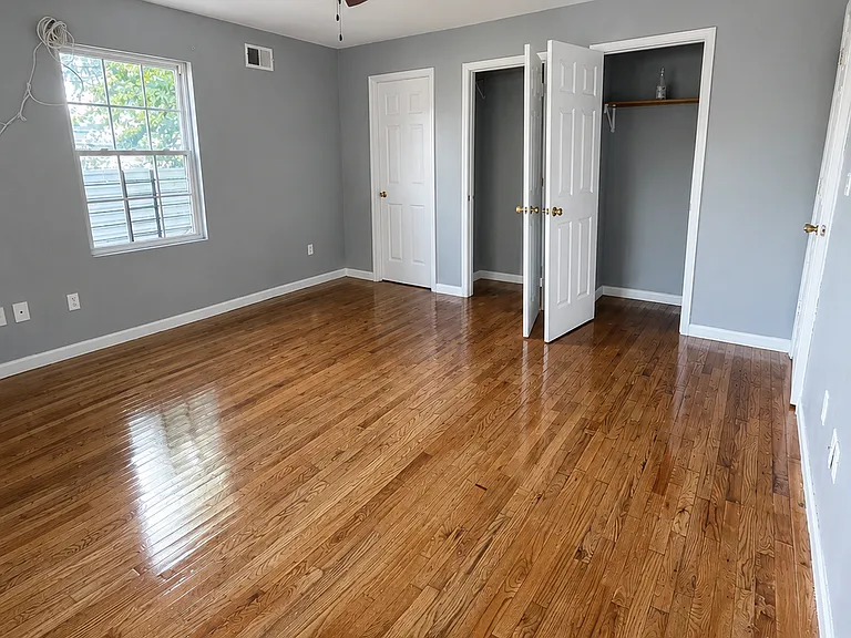 97 William St #1 — Photo 8